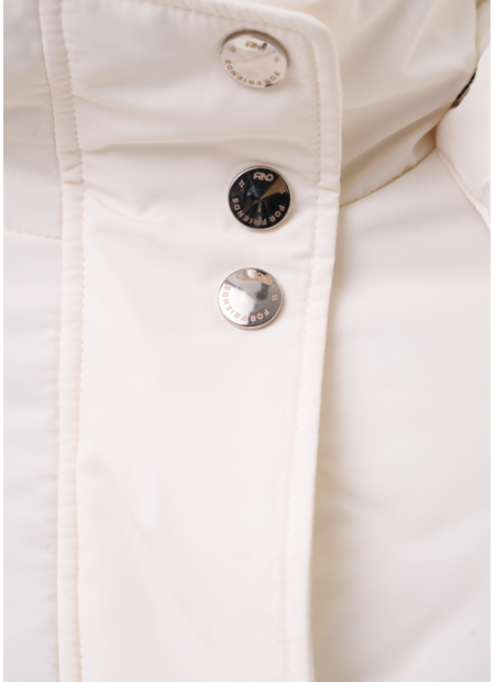 Women’s FRND Travel Jacket in Ivory