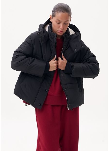 Women’s FRND Travel Jacket in Black