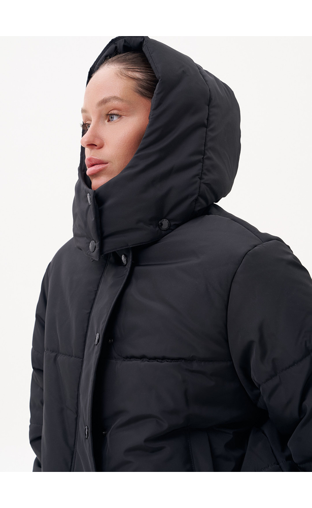 Women’s FRND Travel Jacket in Black