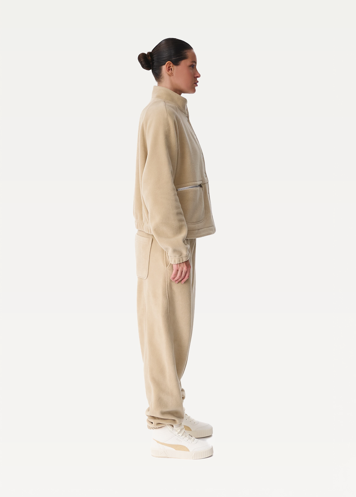 Бомбер жiночий FRND FOR FRIENDS Level Polar Fleece бежевого кольору